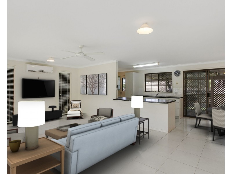 2/160 Bardon Avenue, Miami QLD 4220