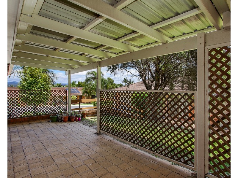 2/160 Bardon Avenue, Miami QLD 4220