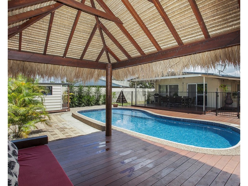 19 Lesley Avenue, Miami QLD 4220