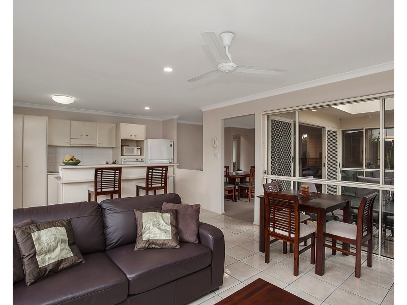 10 Gardendale Cres, Burleigh Waters QLD 4220