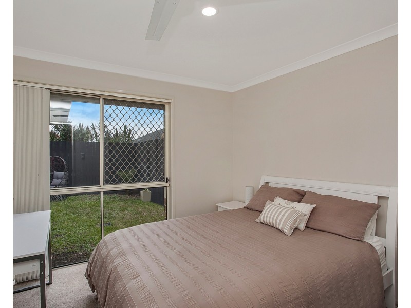 10 Gardendale Cres, Burleigh Waters QLD 4220