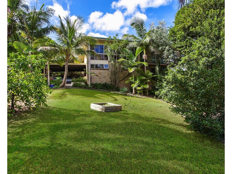 17-19 Nangana Street, Tugun QLD 4224