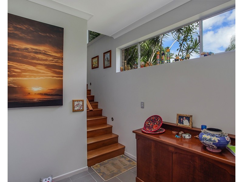 17-19 Nangana Street, Tugun QLD 4224