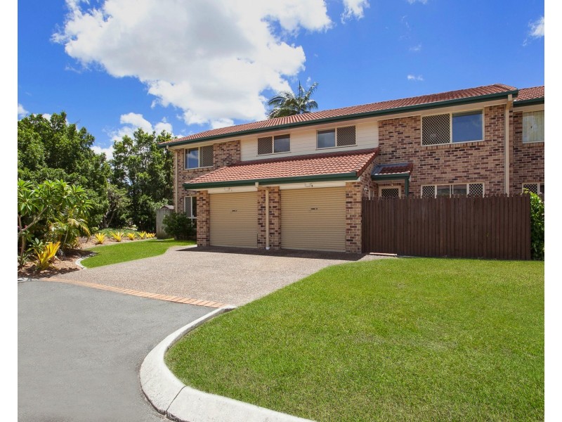 2/18 Bottlewood Ct, Burleigh Waters QLD 4220