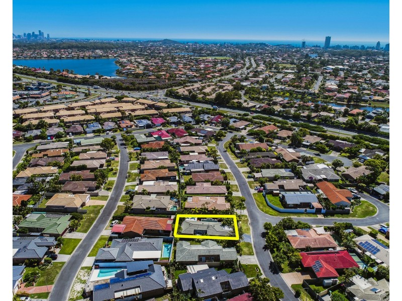 12 Nozomi St, Burleigh Waters QLD 4220
