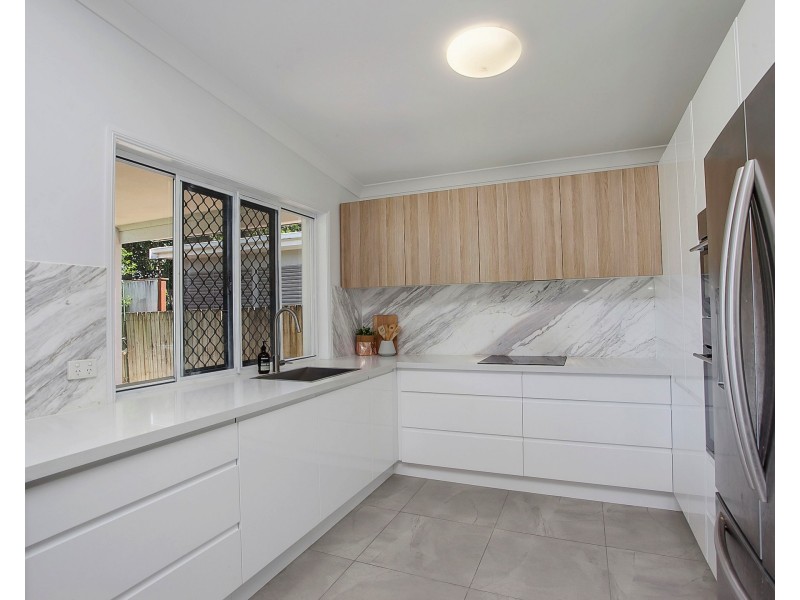 78 Chainey Ave, Miami QLD 4220