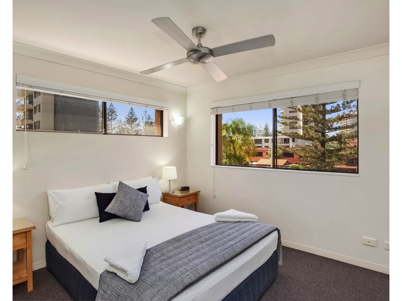 35/5 Fourth Ave, Burleigh Heads QLD 4220