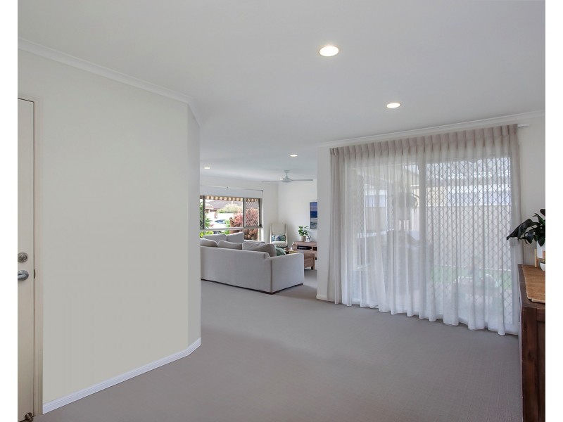 18 Swinburne Street, Varsity Lakes QLD 4227