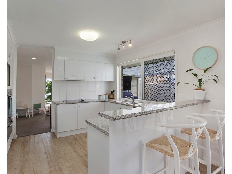 18 Swinburne Street, Varsity Lakes QLD 4227