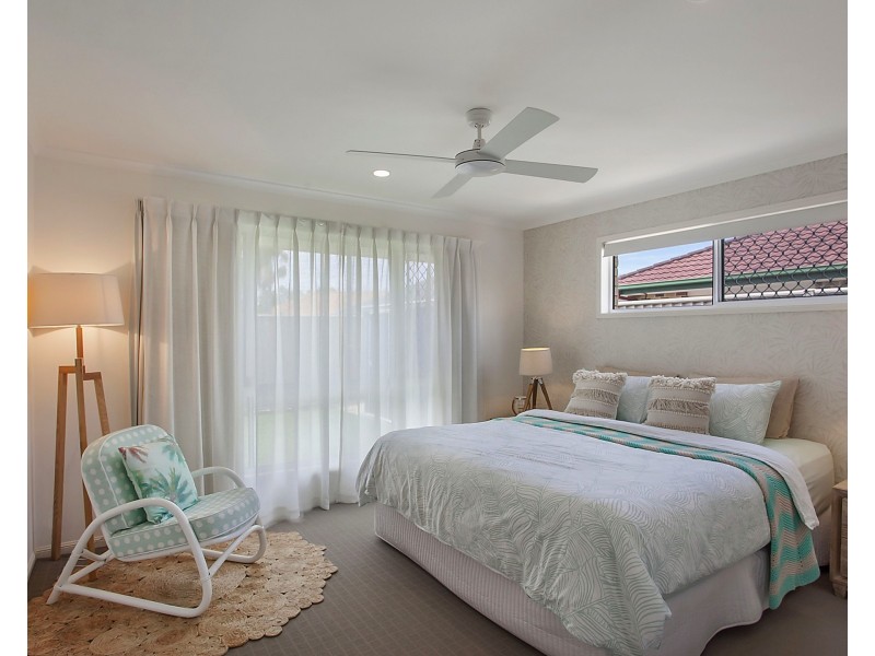 18 Swinburne Street, Varsity Lakes QLD 4227