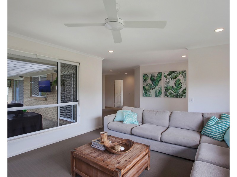 18 Swinburne Street, Varsity Lakes QLD 4227