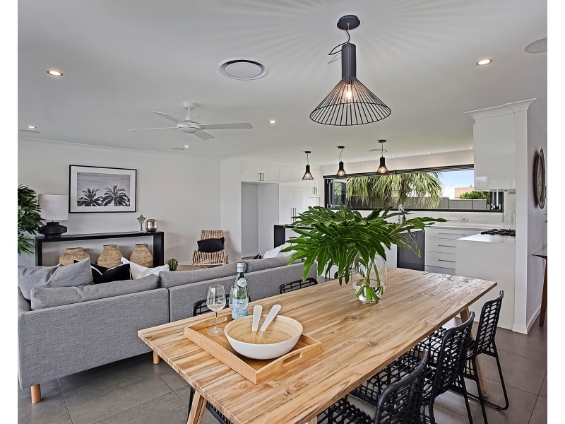 48 Jabiru Ave, Burleigh Waters QLD 4220