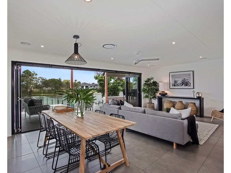 48 Jabiru Ave, Burleigh Waters QLD 4220