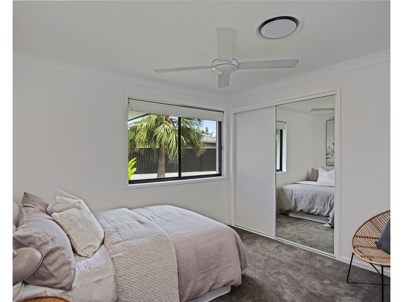 48 Jabiru Ave, Burleigh Waters QLD 4220