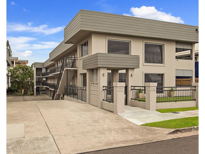 8/70 Marine Parade, Miami QLD 4220