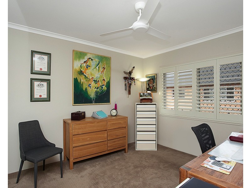 8/70 Marine Parade, Miami QLD 4220