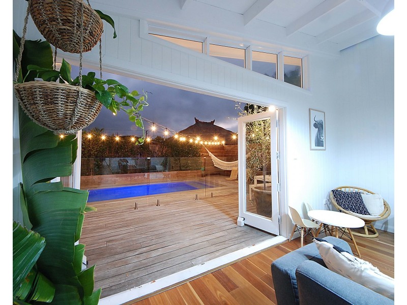 78 Albion Ave, Miami QLD 4220