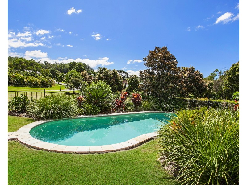 10 Fairy Wren Ct, Bonogin QLD 4213