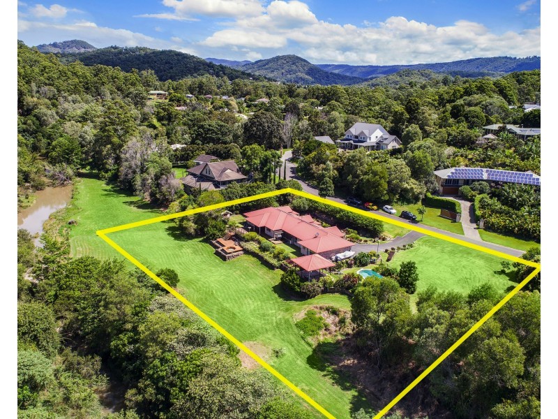 10 Fairy Wren Ct, Bonogin QLD 4213