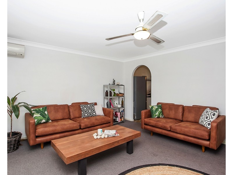 152 Burleigh St, Burleigh Waters QLD 4220