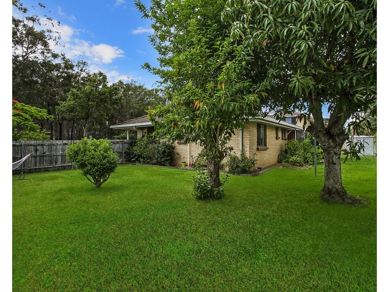 152 Burleigh St, Burleigh Waters QLD 4220