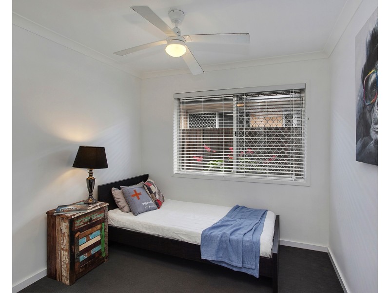 3 Chainey Ave, Miami QLD 4220