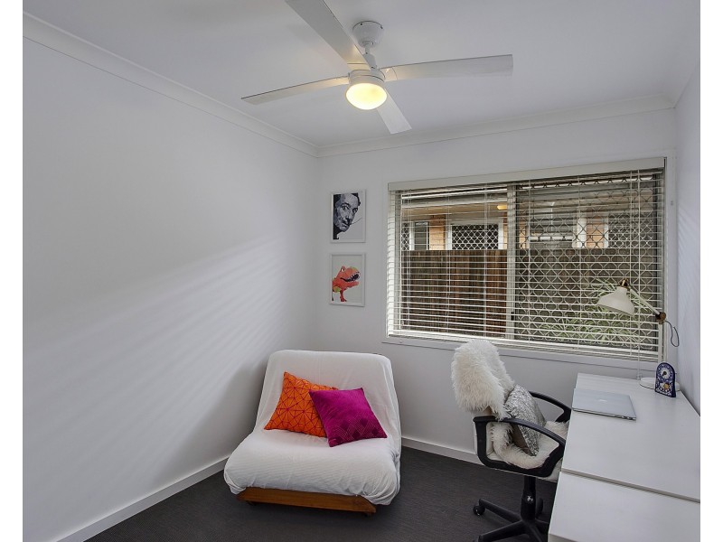 3 Chainey Ave, Miami QLD 4220