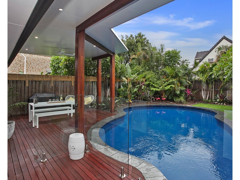 3 Chainey Ave, Miami QLD 4220