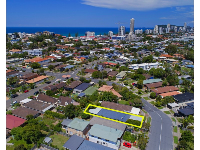 3 Chainey Ave, Miami QLD 4220