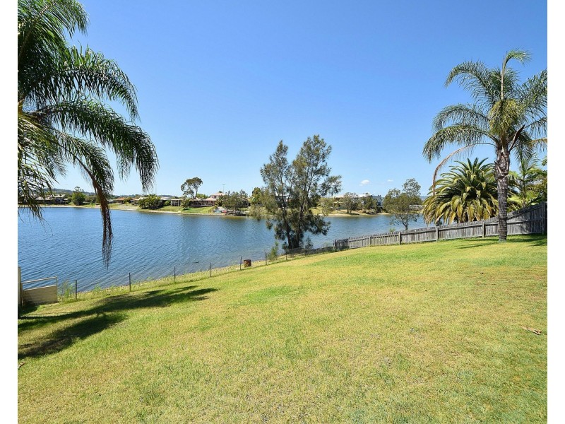 86 Honeyeater Drive, Burleigh Waters QLD 4220