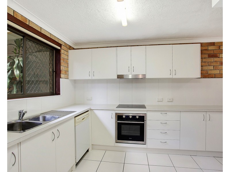 9/55 Duet Drive, Mermaid Waters QLD 4218