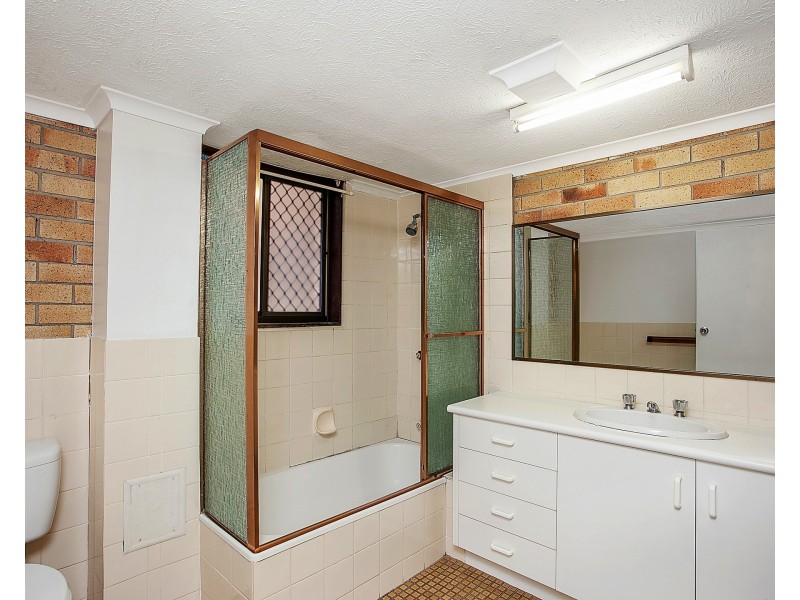 9/55 Duet Drive, Mermaid Waters QLD 4218