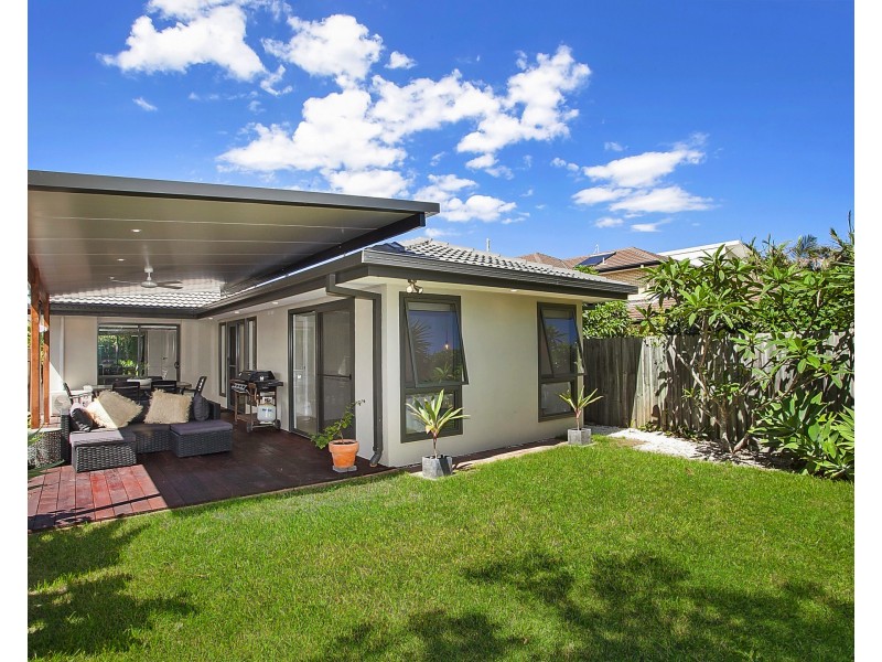 160 Nobby Pde, Miami QLD 4220