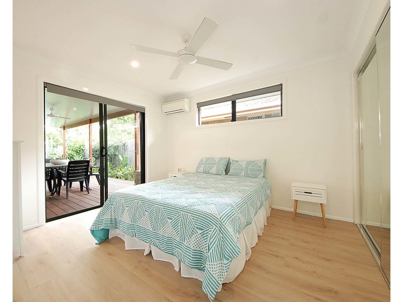 160 Nobby Pde, Miami QLD 4220