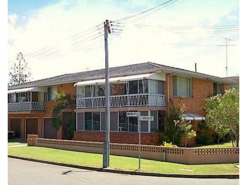 1/1 Awoonga Ave, Burleigh Heads QLD 4220