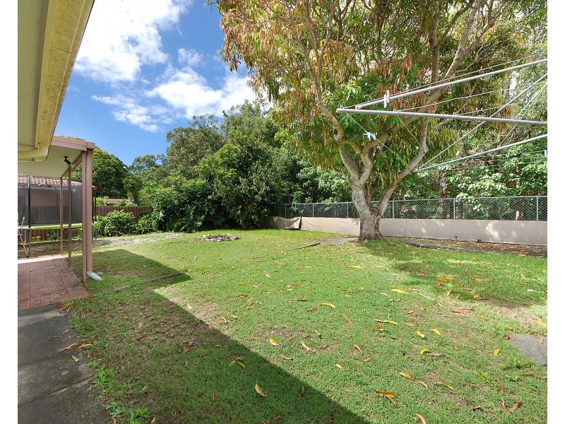 148 Acanthus Avenue, Burleigh Waters QLD 4220
