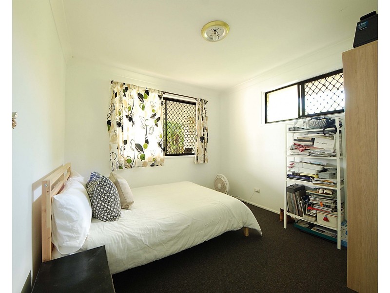 148 Acanthus Avenue, Burleigh Waters QLD 4220