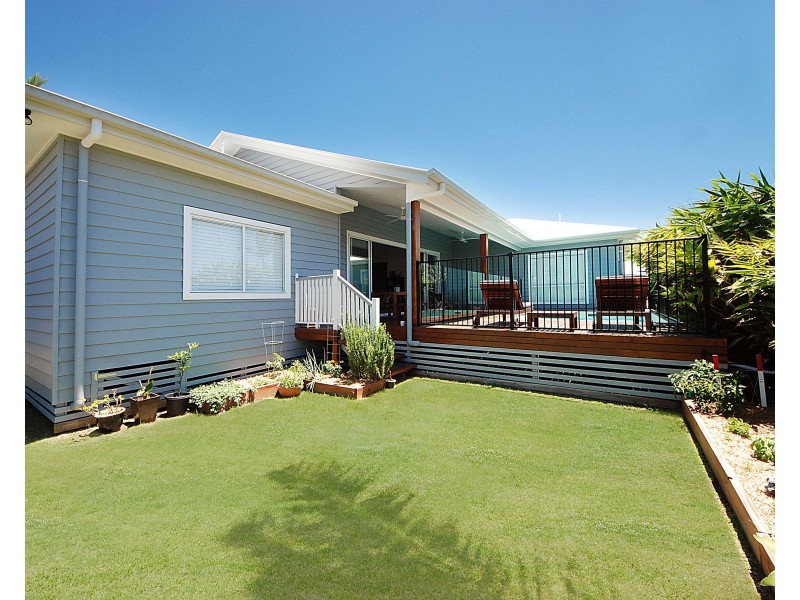 6 Babbler Ct, Burleigh Waters QLD 4220