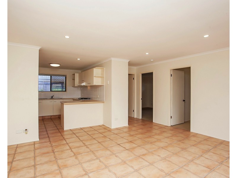 2/9 Snipe St, Miami QLD 4220