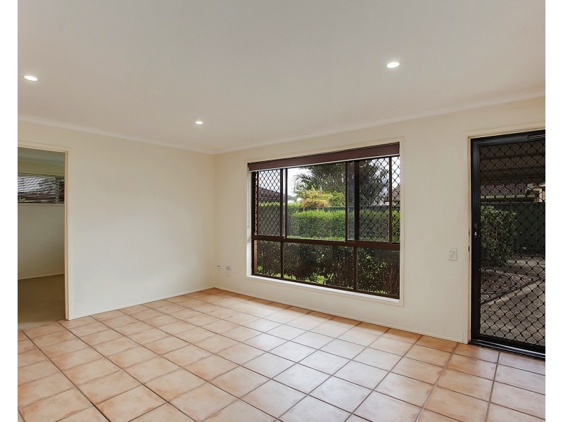 2/9 Snipe St, Miami QLD 4220