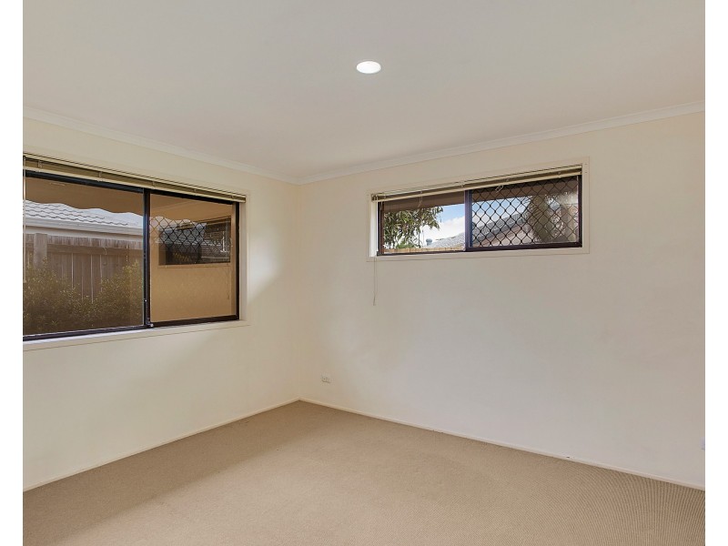 2/9 Snipe St, Miami QLD 4220