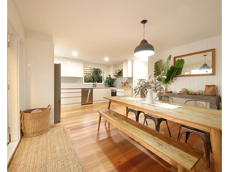 78 Albion Ave, Miami QLD 4220