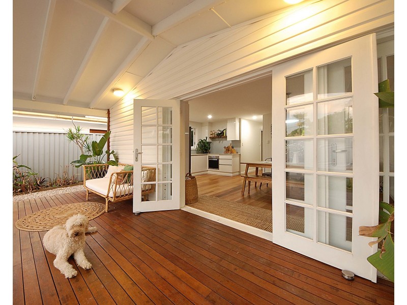 78 Albion Ave, Miami QLD 4220