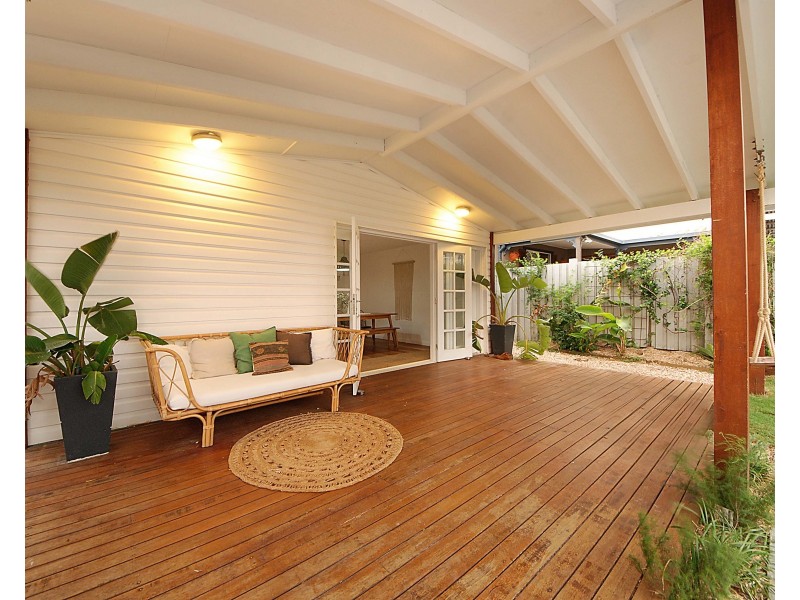 78 Albion Ave, Miami QLD 4220