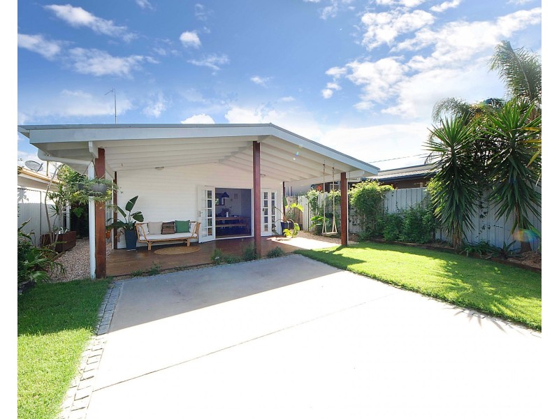 78 Albion Ave, Miami QLD 4220