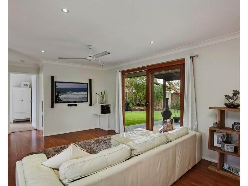 176 Nobby Parade, Miami QLD 4220