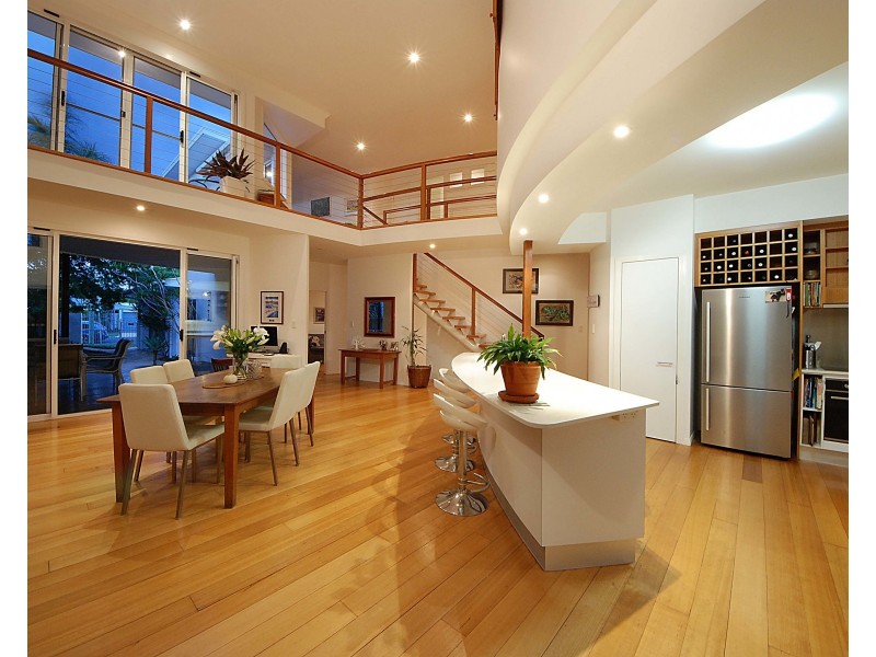 12 Messines Crescent, Miami QLD 4220