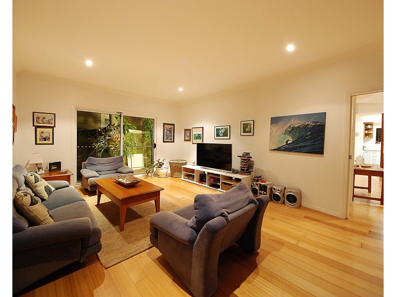 12 Messines Crescent, Miami QLD 4220