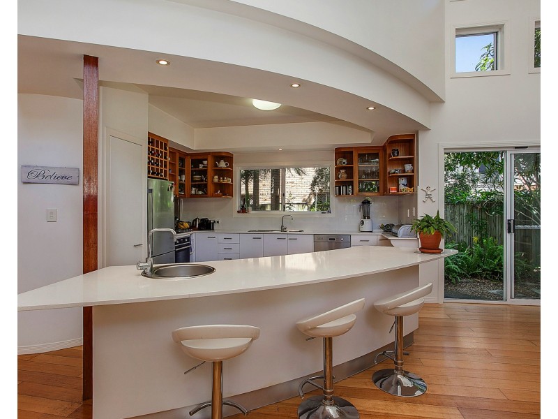 12 Messines Crescent, Miami QLD 4220