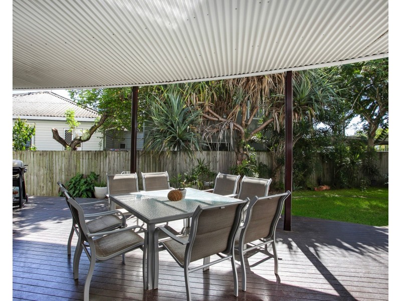 12 Messines Crescent, Miami QLD 4220